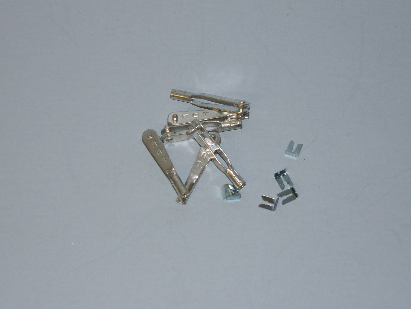 S529- 2mm Gold-N-Clevis