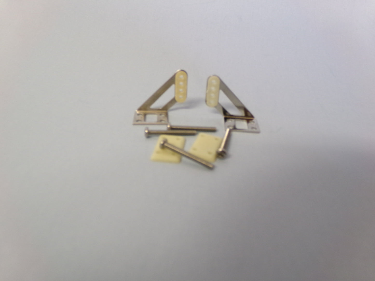 S554- 3/4" Steel Control Horns (pair)